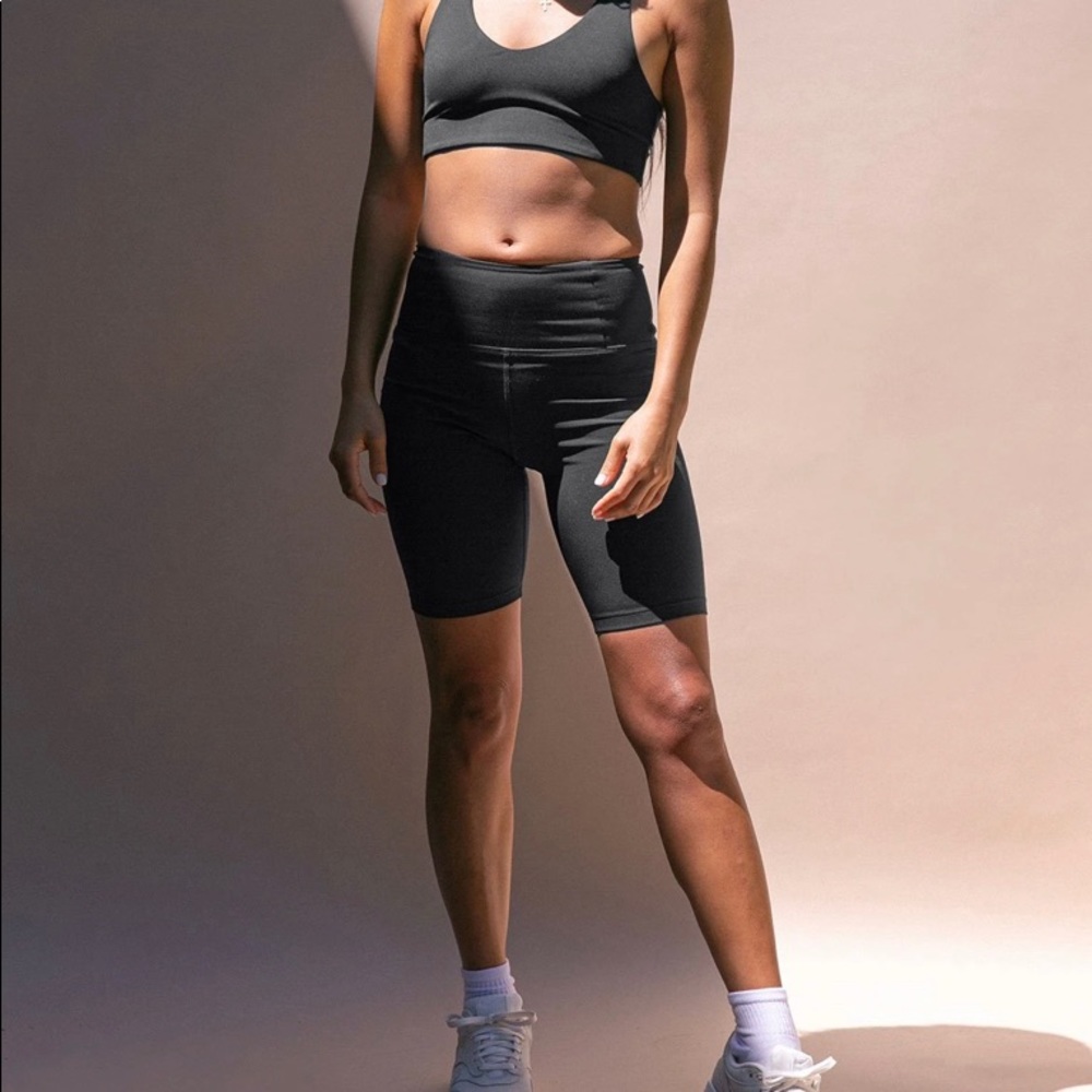 Girlfriend Collective FLOAT bike short